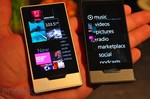 zune-hands3-000.jpg